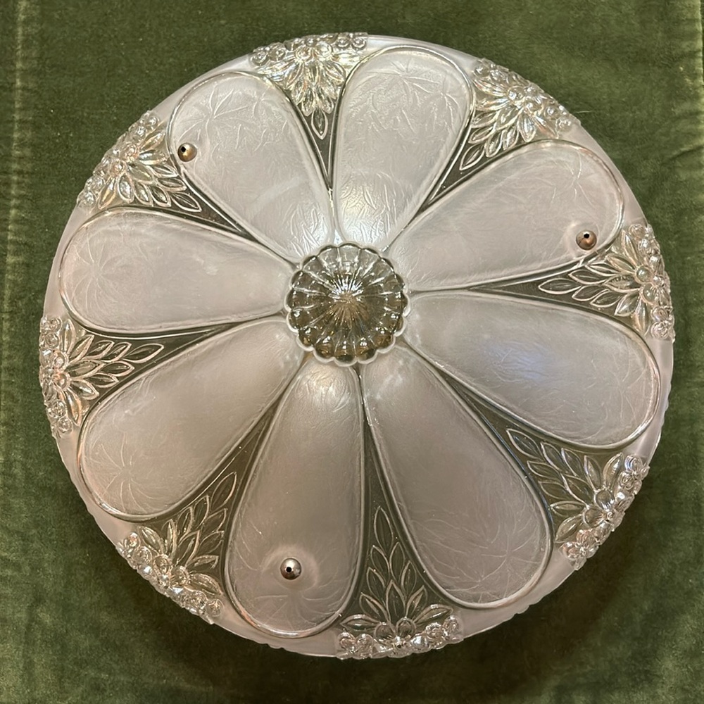 VTG 1930s ? Art Deco Frosted / Clear Flower Hanging Glass Ceiling Light Fixture